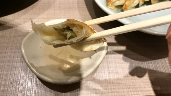 宇都宮みんみんホテルアール・メッツ店で焼き餃子を食べる