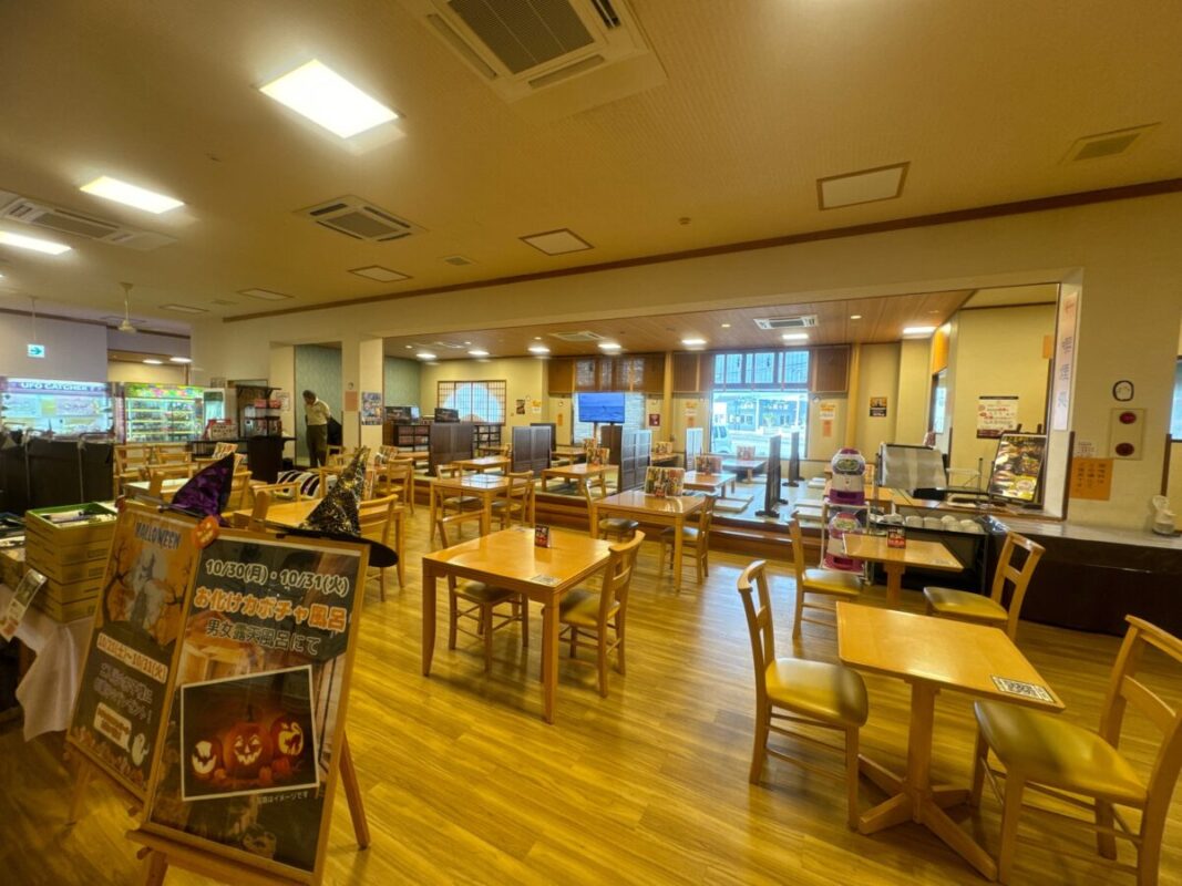 極楽湯宇都宮店のレストラン