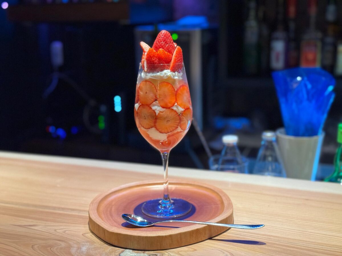 Cafune カフネ | 夜パフェやフルーツカクテルが楽しめる！二荒山前のダイニングバー