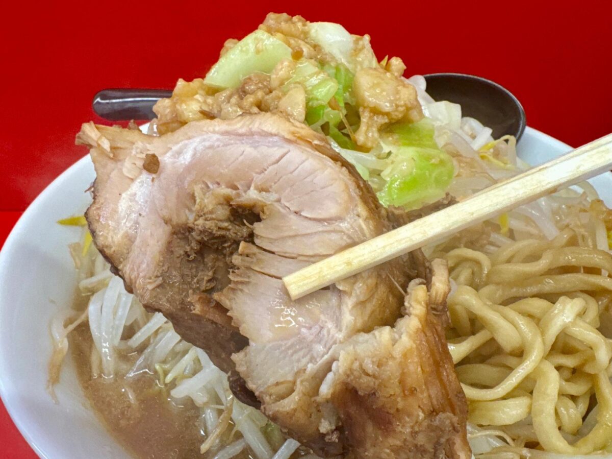 立川マシマシ宇都宮店 | 東京の有名店がキタ！ボリューム満点の二郎系ラーメンを食べてみた 写真7