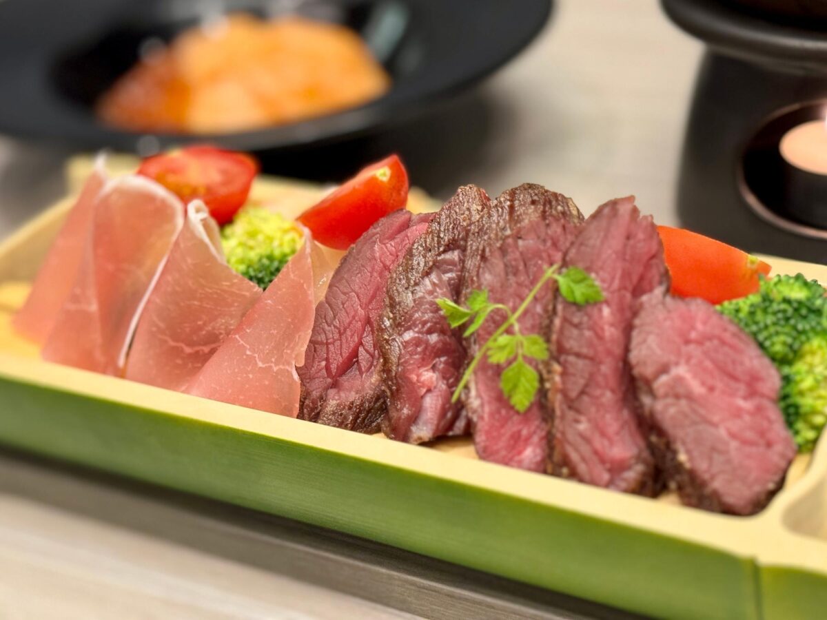 食べて飲んでお値段は…女性無料\!? 話題の相席ラウンジに行ってみた 写真2