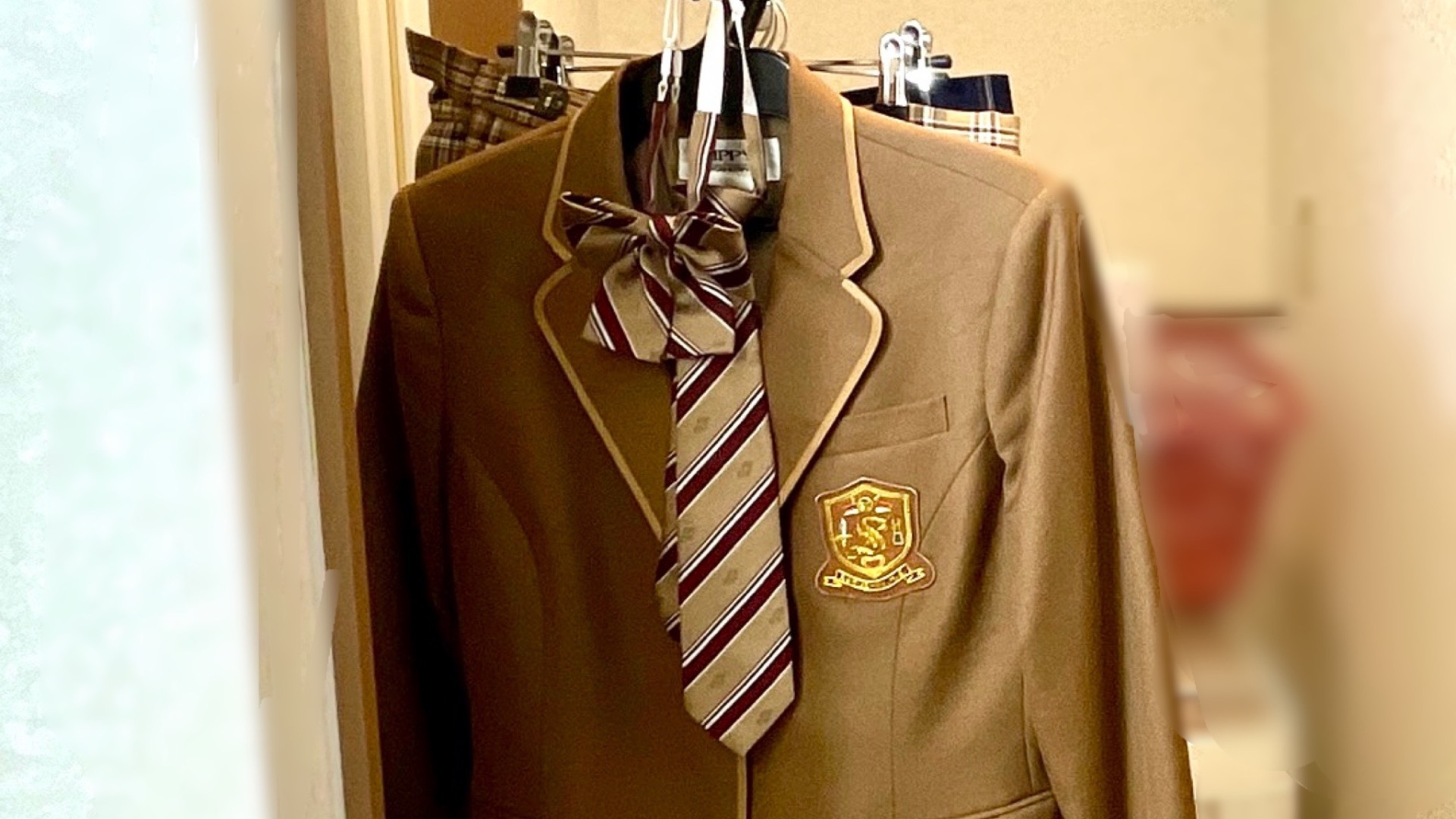 image_1.jpg
